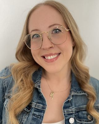 Photo of Gabriella De Napoli, Registered Social Worker, MSW, RSW