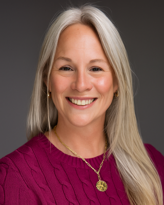 Photo of Traci McFarlane, Psychologist, PhD, CPsych