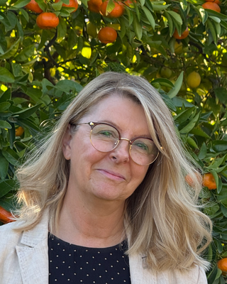 Photo of Kelly Anne Martin - Reflect Therapy - Kelly Martin, Clinical Social Work/Therapist, MA, AMHSW