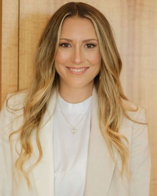 Photo of Meg K McGuire, Marriage & Family Therapist, LMFT, MA