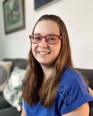 Photo of Karen MacKeigan, Registered Psychotherapist (Qualifying), RSSW, MA