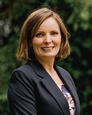Photo of Hajnal Loskot, Counsellor, MNCPS Acc.