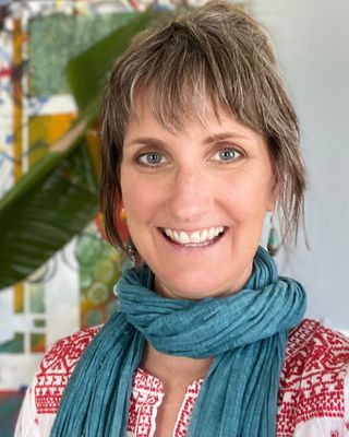 Photo of Betsy Young - Betsy Young, LICSW, Clinical Social Work/Therapist, MSW, LICSW