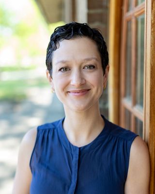 Photo of Cristina Cousins, Clinical Social Work/Therapist, LCSW