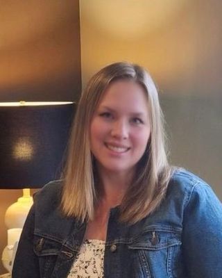 Photo of Shannon Heath / Embrace Therapy, Clinical Social Work/Therapist in Nebraska