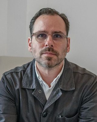 Photo of Anthony Graves, Licensed Psychoanalyst, MFA, LP