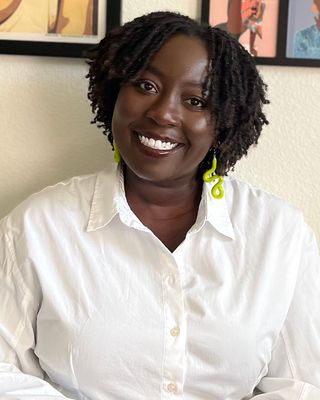 Photo of Akua Agyen, Associate Clinical Social Worker