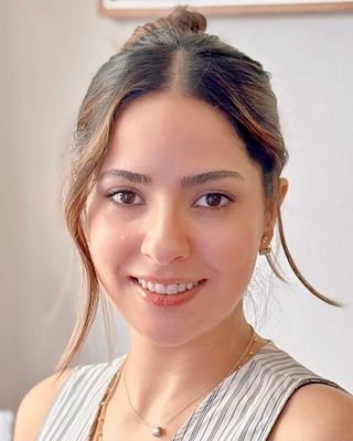 Photo of Homa Tabar, Registered Psychotherapist (Qualifying), RPQ