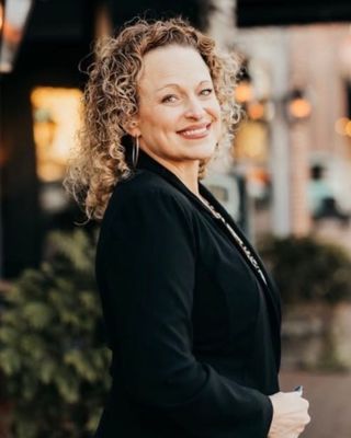 Photo of Michelle Seagle-Amaya, Pre-Licensed Professional, LAPC, MA, CMHC