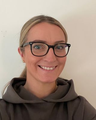 Photo of Nicola Lee, Psychotherapist, MBACP