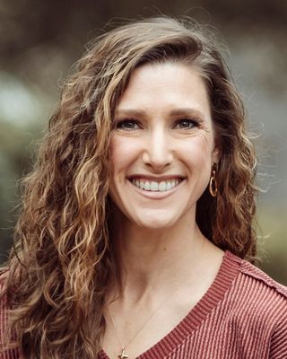 Photo of Stephanie Plank, Marriage & Family Therapist, MMFT, LMFT