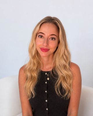 Photo of Selin Goksoy, Registered Psychotherapist (Qualifying), MEd, BSc