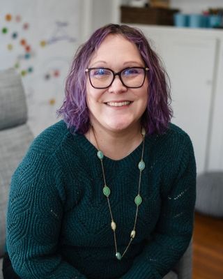 Photo of Kelly Petravicz, Clinical Social Work/Therapist, M.Ed., LICSW