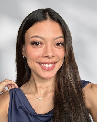 Photo of Holly Gamble, Clinical Social Work/Therapist, MSW, LLMSW