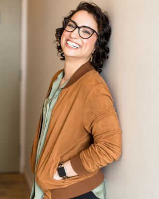 Photo of Anahita Kalianivala, Psychologist, PhD