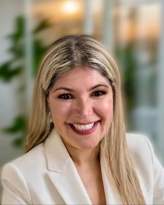 Photo of Yeney Ruiz, Clinical Social Work/Therapist, LCSW-QS, MSW, BSW