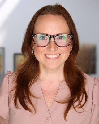 Photo of Courtney J Seely, Clinical Social Work/Therapist, LCSW