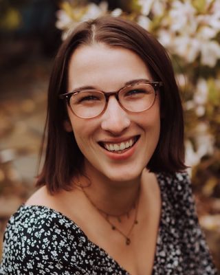 Photo of Caitlin Moretz, Clinical Social Work/Therapist, MSW, LICSW