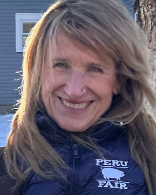 Photo of Elizabeth Quincy, Licensed Clinical Mental Health Counselor, MEd, LCMHC
