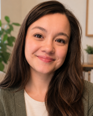 Photo of Mara Lewis, Marriage & Family Therapist, MS, LMFT