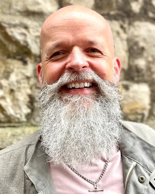 Photo of Mark Greenaway-Robbins, Psychotherapist, MBACP