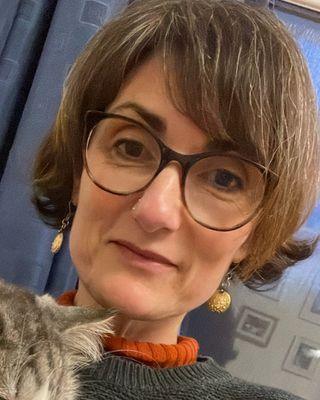 Photo of Manuela Sapochnik, Psychologist, PsychD, HCPC - Clin. Psych.
