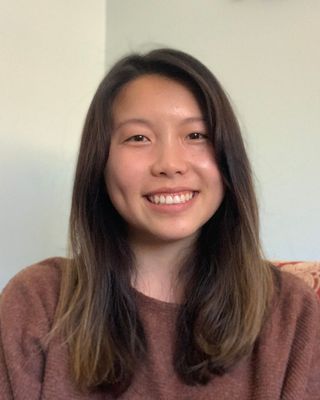 Photo of Elizabeth Hua, Associate Professional Clinical Counselor in California