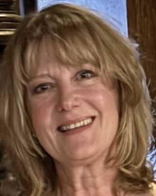 Photo of Elizabeth Akers, Counsellor, MBACP