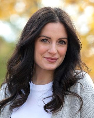 Photo of Samantha Mirarchi - Wild Sage Therapy | Thriving in your 20s & 30s, MSW, RSW