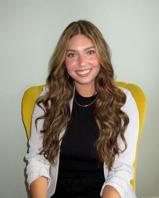 Photo of Savannah Barbosa, MA, RP(Q), Registered Psychotherapist (Qualifying)