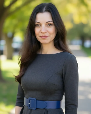 Photo of Dr. Shannah Ziatz, Clinical Social Work/Therapist, PhD , LCSW, CCTP , CCHT