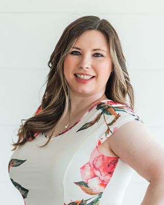 Photo of Lindsey Grela, Licensed Professional Counselor, MA, LPC-S, EMDR-C