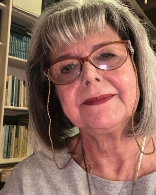 Foto de Dra. Yolanda Marin de la Garza - Yolanda Marín de la Garza, Psicoterapeuta, Mtra