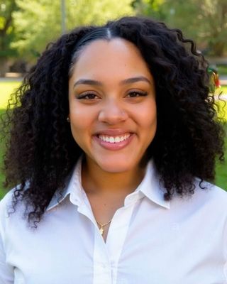 Photo of Anesia Lee, Marriage & Family Therapist, MS, LMFT