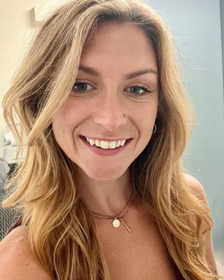 Photo of Jessie Barnfield, Pre-Licensed Professional, MA, PLPC, CSTIP