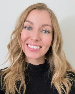 Photo of Jaclyn Spooner, Psychologist, Bsc, MC