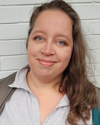 Photo of Erin Copeland, Registered Psychotherapist, B.A, MACP