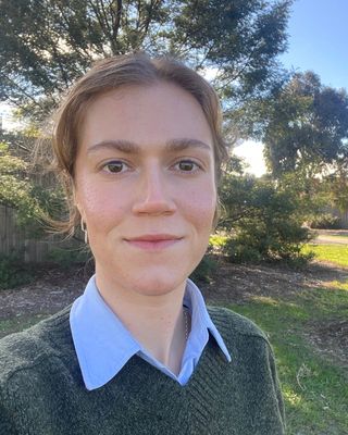 Photo of Holly Bourne, Social Worker, AMHSW