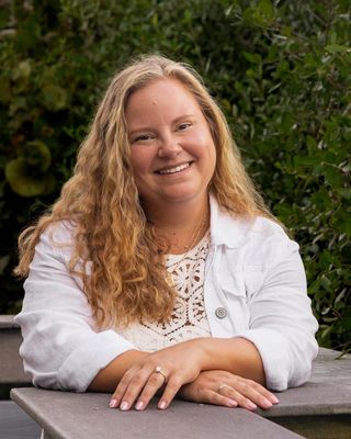 Photo of Sidney Thauer, Clinical Social Work/Therapist, LCSW