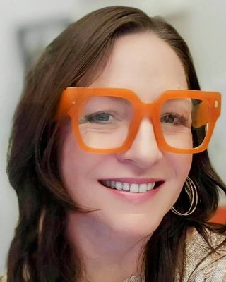 Photo of Seryn Potter, Licensed Master Social Worker, LMSW