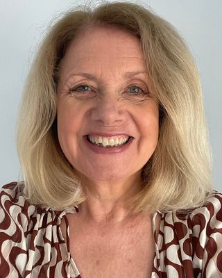 Photo of Susan Monro, Psychotherapist, MA, HCPC-Art Therap.