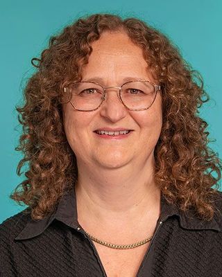 Photo of Lilian Zac, Counsellor, PhD, MBACP Accred