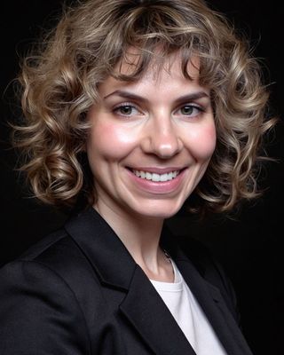 Photo of Dr. Amy Wojtowicz, Psychologist, PhD, CPsych