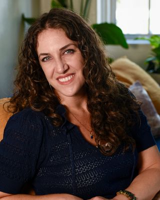 Photo of Dana N Nassau, Marriage & Family Therapist, LMFT