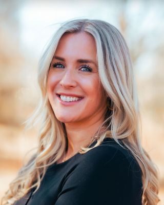 Photo of Lauren McNeal, Psychiatric Nurse Practitioner, MSN, PMHNP-, BC