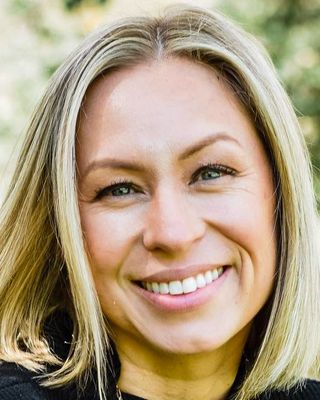 Photo of Lianna Huseman, Marriage & Family Therapist, LMFT