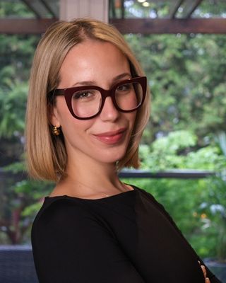 Photo of Renata Jovcevska, Registered Psychotherapist, MA