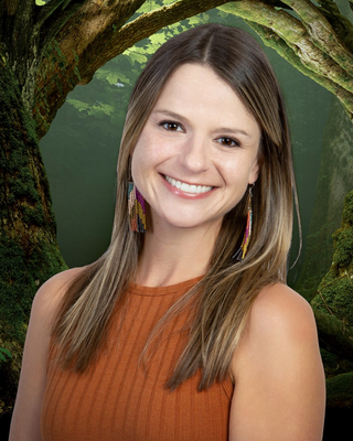 Photo of Elizabeth Robinette, Licensed Professional Counselor in Raleigh, NC
