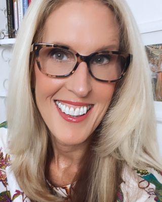 Photo of Leslie Gustafson, Marriage & Family Therapist, LMFT, AASECT, CST