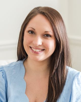 Photo of Ali Shook, Counselor, MA, ALC